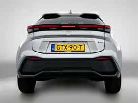 Toyota C-HR (2025) thumbnail 33