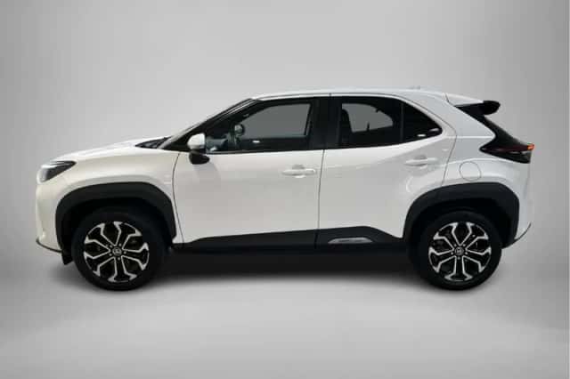 Toyota Yaris_Cross (2022) thumbnail 3