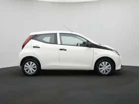 Toyota Aygo (2021) thumbnail 18