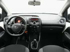 Toyota Aygo (2021) thumbnail 31