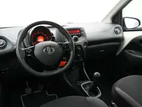 Toyota Aygo (2021) thumbnail 7