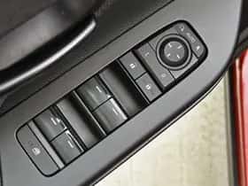 Toyota C-HR (2025) thumbnail 22
