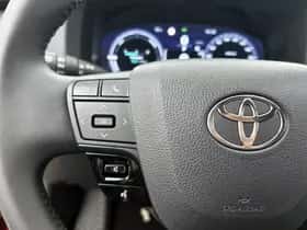 Toyota C-HR (2025) thumbnail 25