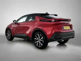 Toyota C-HR (2025) thumbnail 4