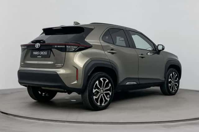 Toyota Yaris_Cross (2024) thumbnail 2