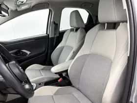 Toyota Yaris (2023) thumbnail 5