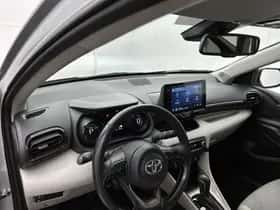 Toyota Yaris (2023) thumbnail 7