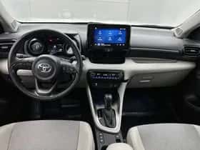 Toyota Yaris (2023) thumbnail 8