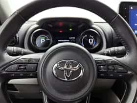 Toyota Yaris (2023) thumbnail 9