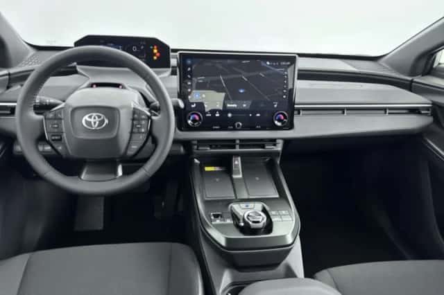 Toyota C-HR+ (2026) thumbnail 5