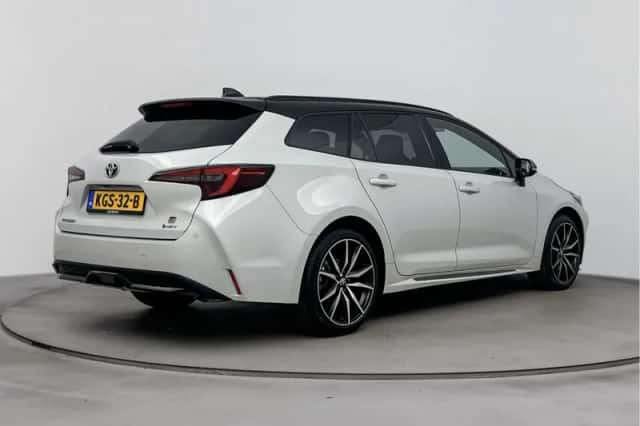 Toyota Corolla_Touring_Sports (2024) thumbnail 2