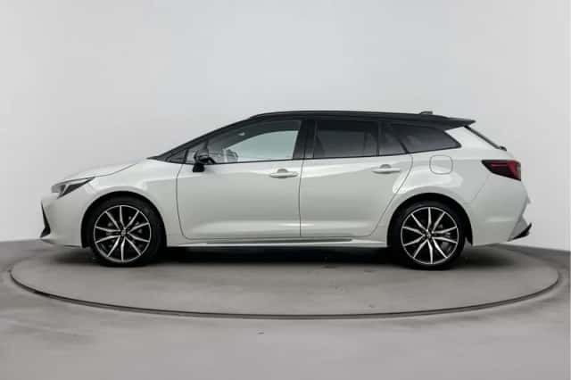Toyota Corolla_Touring_Sports (2024) thumbnail 3