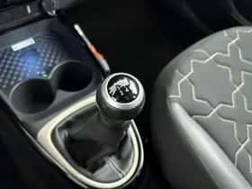 Toyota Aygo (2022) thumbnail 12