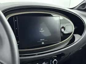 Toyota Aygo (2022) thumbnail 10