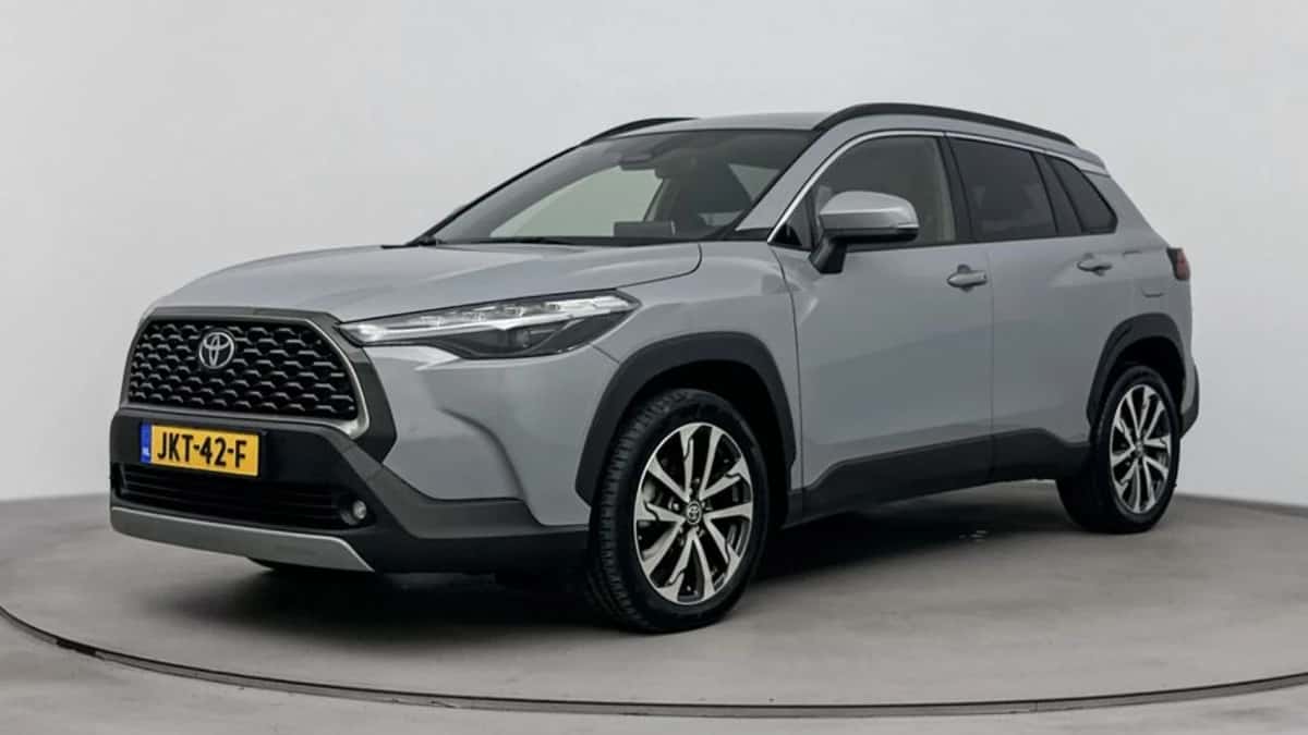 Toyota Corolla_Cross (2024) — foto 1