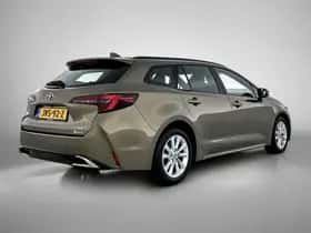 Toyota Corolla_Touring_Sports (2023) thumbnail 3