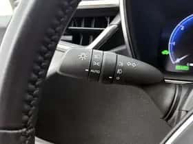 Toyota Corolla_Touring_Sports (2023) thumbnail 25