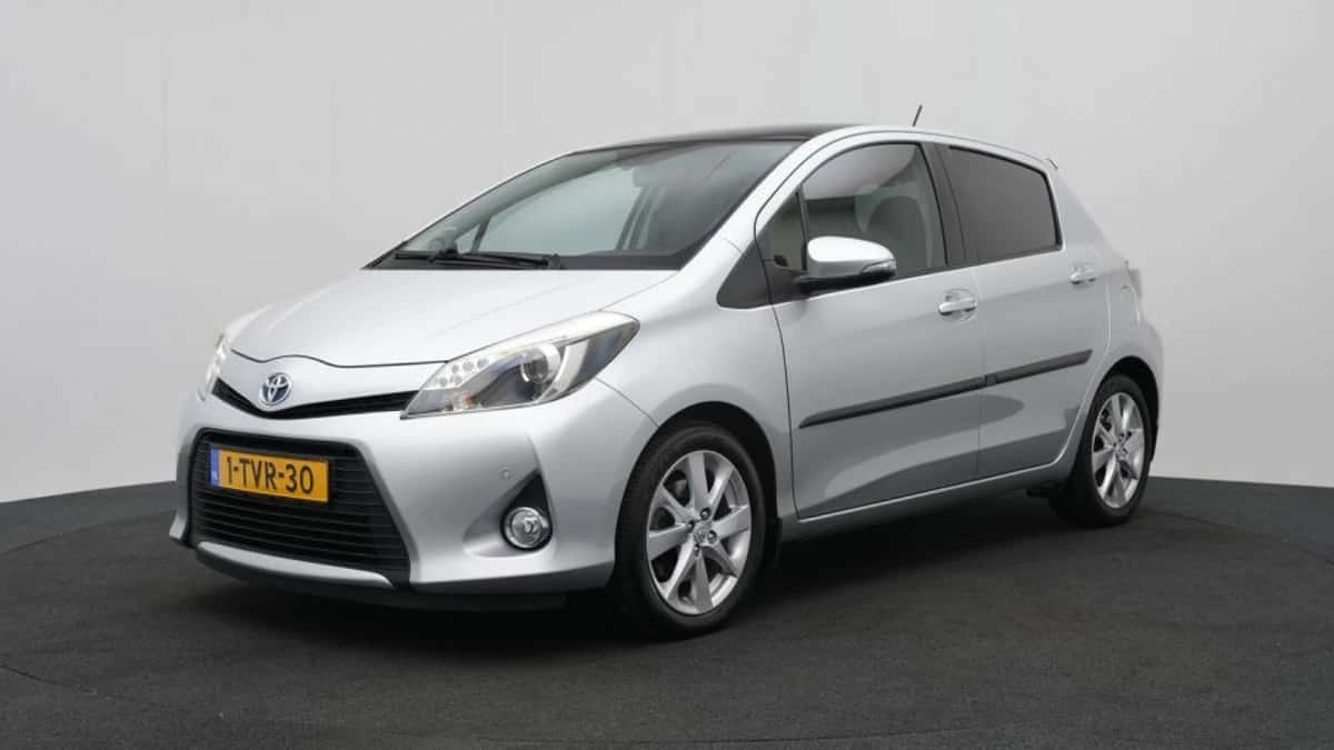 Toyota Yaris (2014) — foto 1