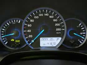 Toyota Yaris (2014) thumbnail 13