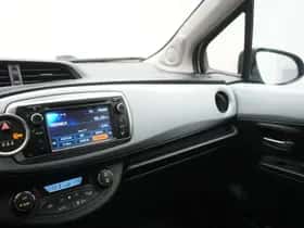 Toyota Yaris (2014) thumbnail 15