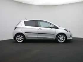 Toyota Yaris (2014) thumbnail 24