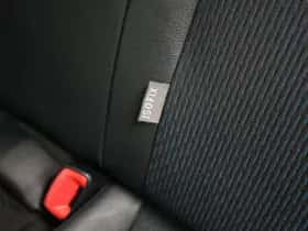 Toyota Yaris (2014) thumbnail 41