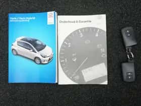 Toyota Yaris (2014) thumbnail 51