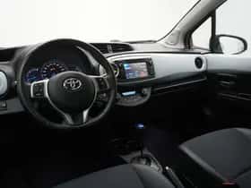 Toyota Yaris (2014) thumbnail 7