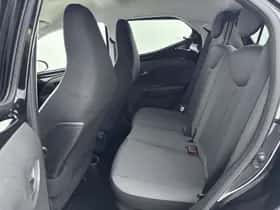 Toyota Aygo (2021) thumbnail 15
