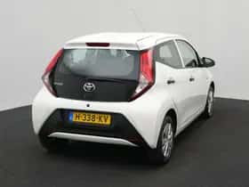 Toyota Aygo (2020) thumbnail 4
