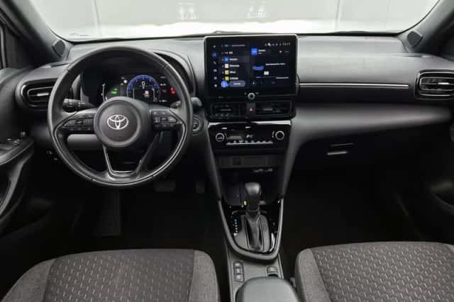 Toyota Yaris_Cross (2025) thumbnail 4