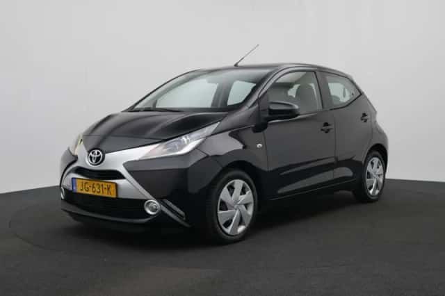 Toyota Aygo (2016) thumbnail 1