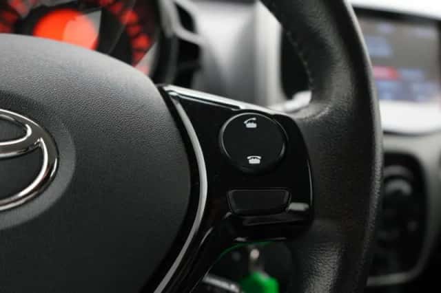Toyota Aygo (2016) thumbnail 4