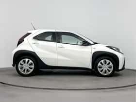 Toyota Aygo (2023) thumbnail 12