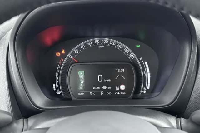 Toyota Aygo (2023) thumbnail 5