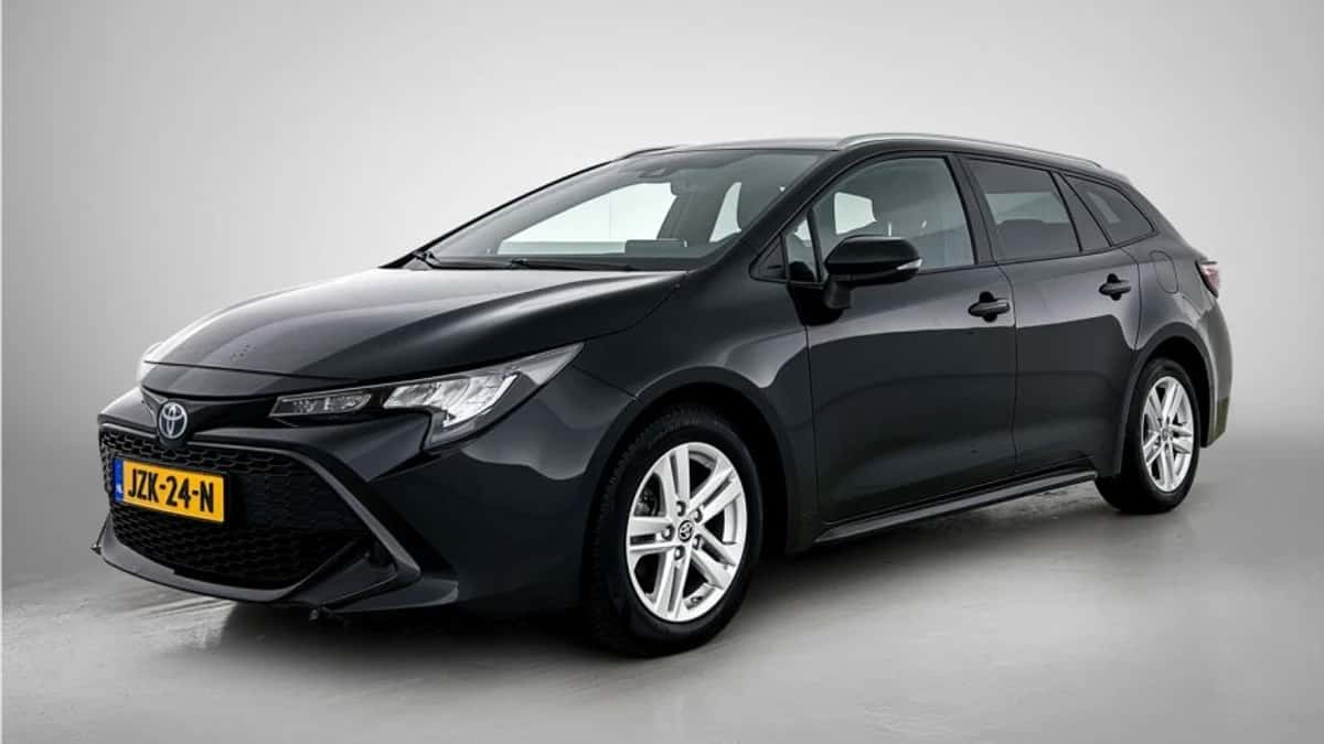Toyota Corolla_Touring_Sports (2022) — foto 1