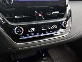 Toyota Corolla_Touring_Sports (2022) thumbnail 9
