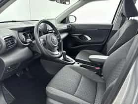 Toyota Yaris_Cross (2023) thumbnail 6