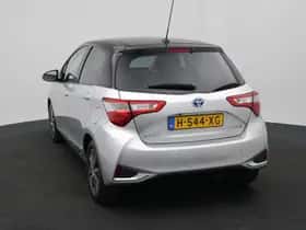 Toyota Yaris (2020) thumbnail 4