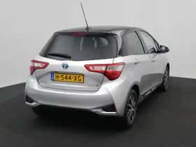 Toyota Yaris (2020) thumbnail 5