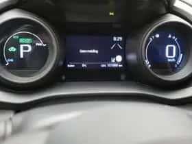 Toyota Yaris (2020) thumbnail 14