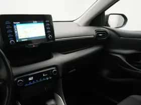 Toyota Yaris (2020) thumbnail 16