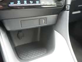 Toyota Yaris (2020) thumbnail 32