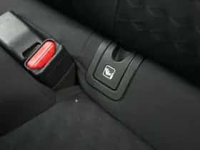 Toyota Yaris (2020) thumbnail 39