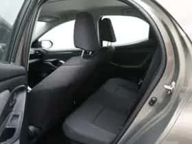 Toyota Yaris (2020) thumbnail 10