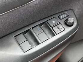 Toyota Yaris (2023) thumbnail 25