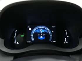 Toyota Yaris (2024) thumbnail 13