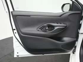 Toyota Yaris (2024) thumbnail 21