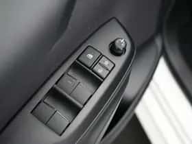 Toyota Yaris (2024) thumbnail 22
