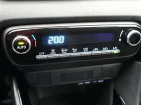 Toyota Yaris (2024) thumbnail 30